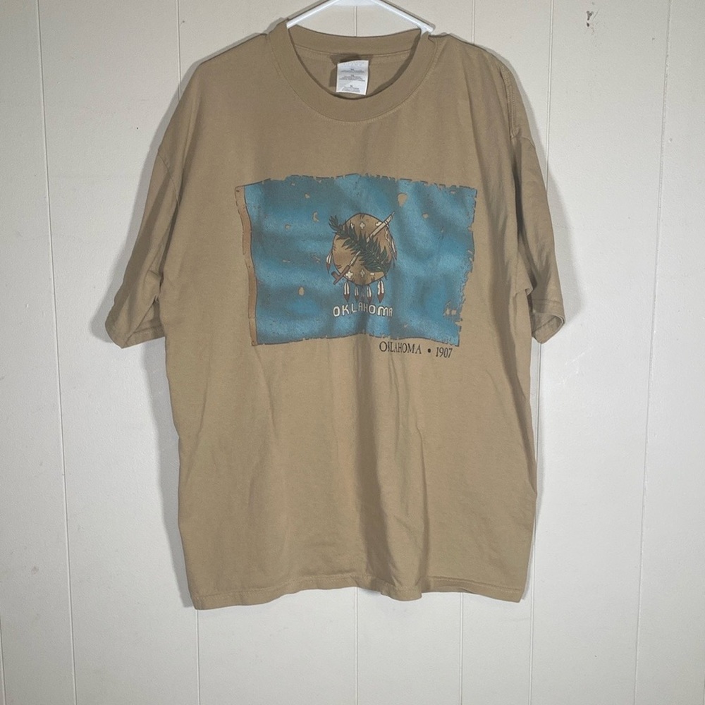 Oklahoma‎ flag Tan Graphic T-Shirt mens size XL unisex